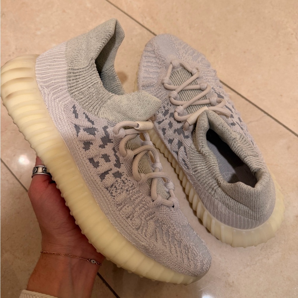 Adidas Yeezy Boost 350 V2 CMPCT “Slate Bone” Men’s 7 / Women’s 8.5